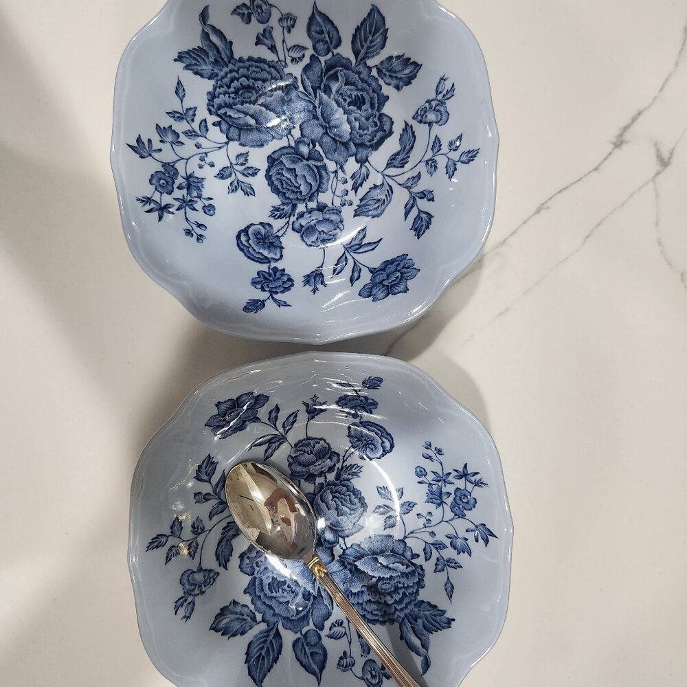 Set of 2 Elizabeth by Johnson Brothers Blue Flowers Square Cereal Bowls